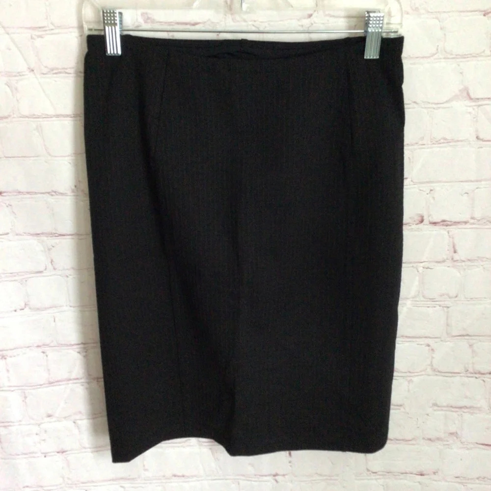 Liverpool Black Textured Skirt - Size 4P